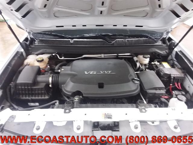 Photo of 2022 Summit White Chevrolet Colorado