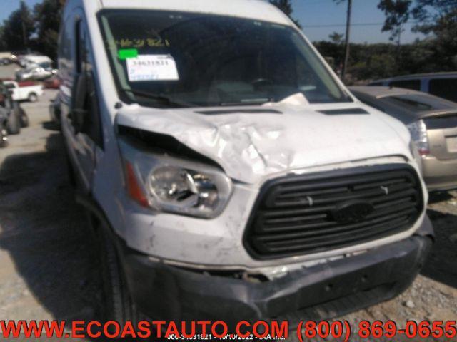 Photo of 2015 Oxford White Ford Transit-250