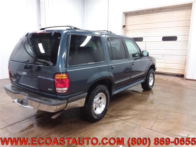 Photo of 1998 Light Denim Blue (CC/Met) Ford Explorer