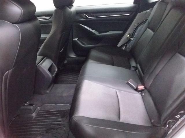 Photo of 2019 Platinum White Pearl Honda Accord