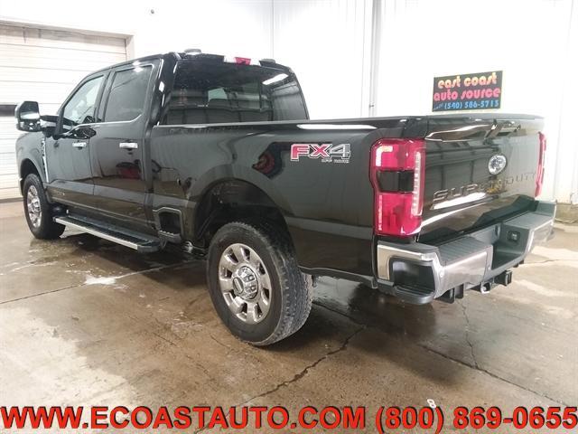 Photo of 2023 Agate Black Metallic Ford F-350