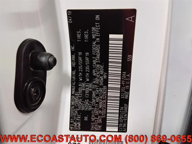 Photo of 2020 Blizzard Pearl Toyota Sienna
