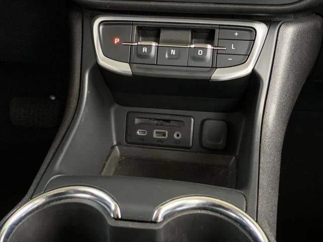 Photo of 2024 Summit White GMC Terrain