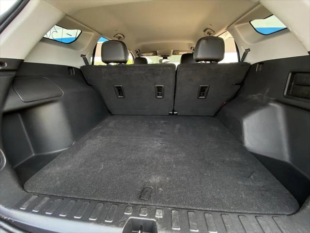 Photo of 2024 Summit White GMC Terrain