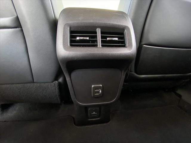 Photo of 2024 Summit White GMC Terrain