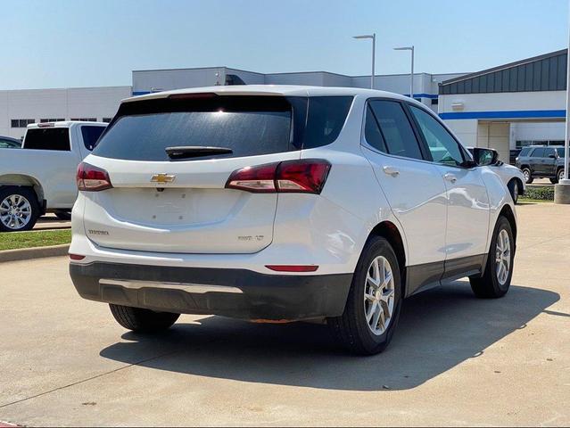 Photo of 2024 Summit White Chevrolet Equinox