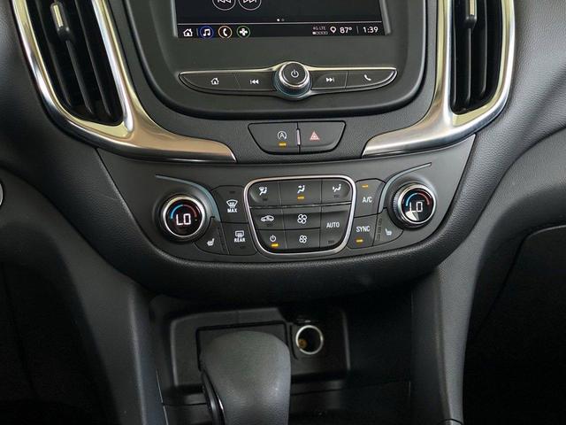 Photo of 2024 Summit White Chevrolet Equinox