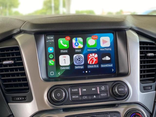 Photo of 2020 Silver Ice Metallic Chevrolet Tahoe