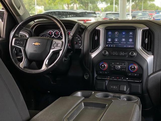 Photo of 2022 Black Chevrolet Silverado 1500