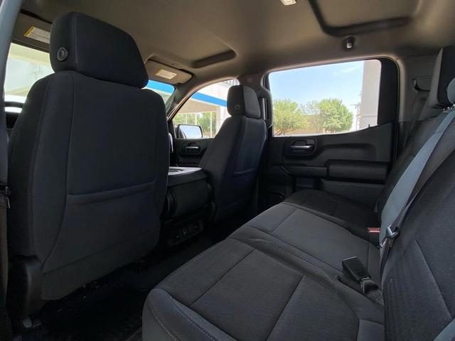 Photo of 2022 Black Chevrolet Silverado 1500
