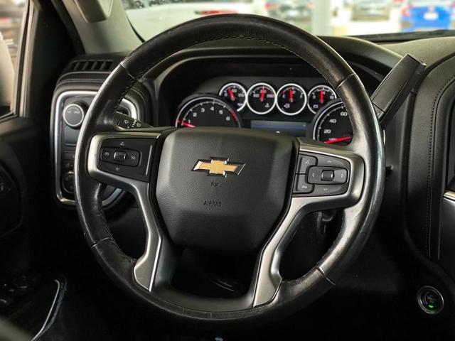 Photo of 2022 Black Chevrolet Silverado 1500