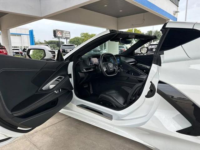 Photo of 2024 Arctic White Chevrolet Corvette