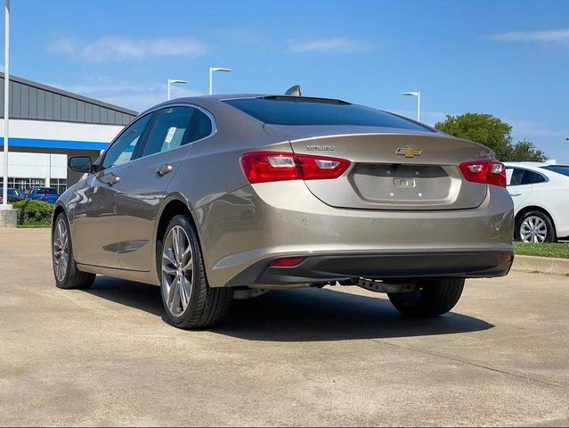 Photo of 2025 Mineral Gray Metallic Chevrolet Malibu