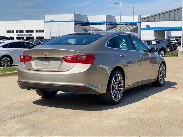 Photo of 2025 Mineral Gray Metallic Chevrolet Malibu