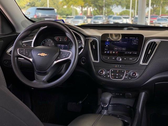 Photo of 2024 Summit White Chevrolet Malibu