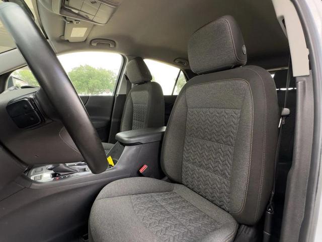 Photo of 2024 Summit White Chevrolet Equinox