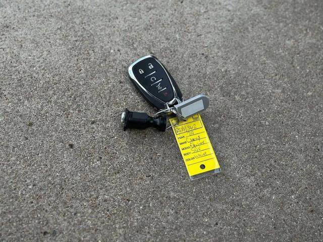 Photo of 2024 Summit White Chevrolet Equinox
