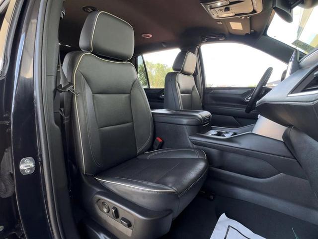 Photo of 2023 Midnight Blue Metallic GMC Yukon