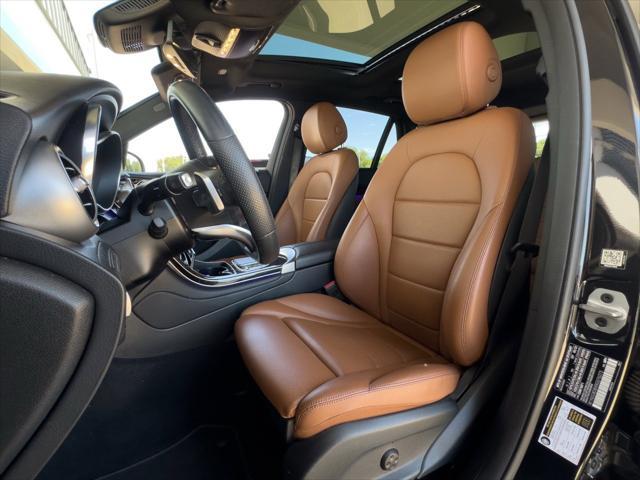 Photo of 2022 Silver Mercedes-Benz GLC 300
