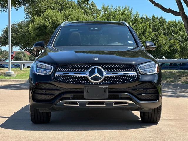 Photo of 2022 Silver Mercedes-Benz GLC 300