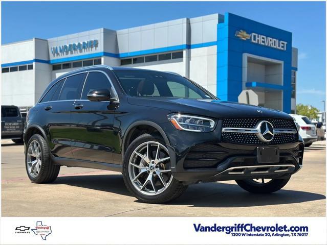 Photo of 2022 Silver Mercedes-Benz GLC 300