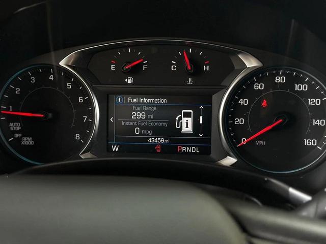 Photo of 2024 Mosaic Black Metallic Chevrolet Equinox