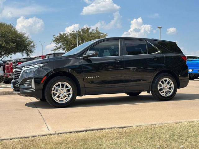 Photo of 2024 Mosaic Black Metallic Chevrolet Equinox