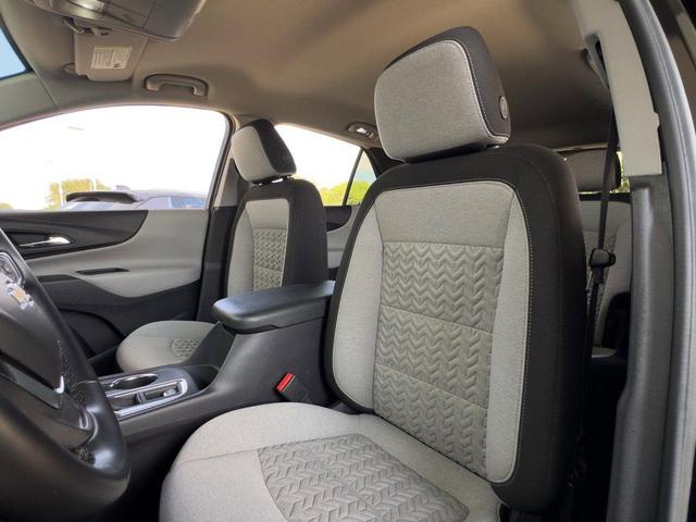 Photo of 2024 Mosaic Black Metallic Chevrolet Equinox