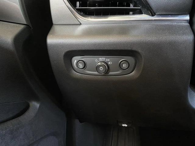 Photo of 2019 Mosaic Black Metallic Chevrolet Traverse