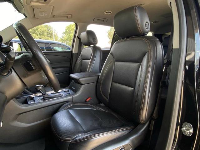 Photo of 2019 Mosaic Black Metallic Chevrolet Traverse