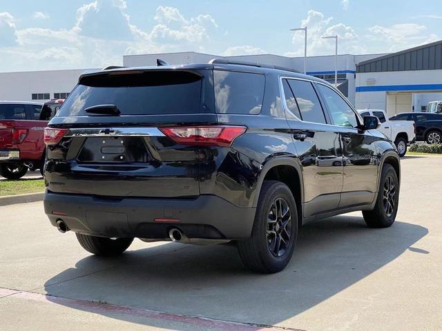 Photo of 2019 Mosaic Black Metallic Chevrolet Traverse
