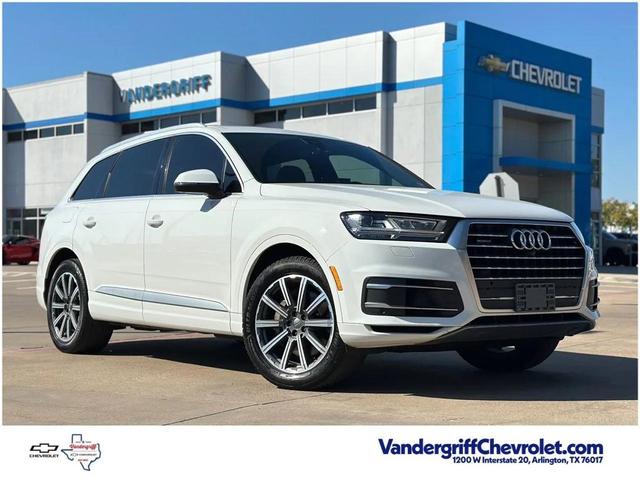 Photo of 2019 Carrara White Audi Q7