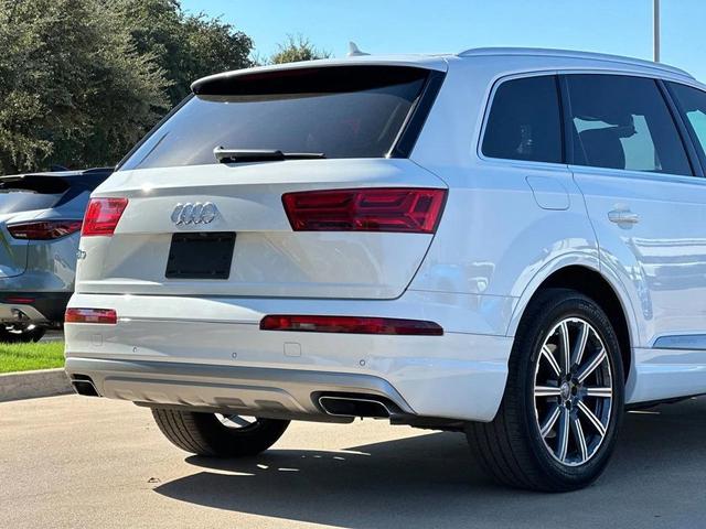 Photo of 2019 Carrara White Audi Q7