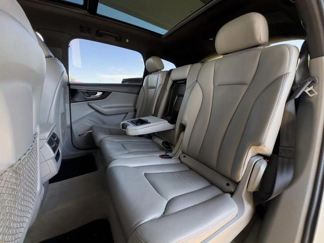 Photo of 2019 Carrara White Audi Q7