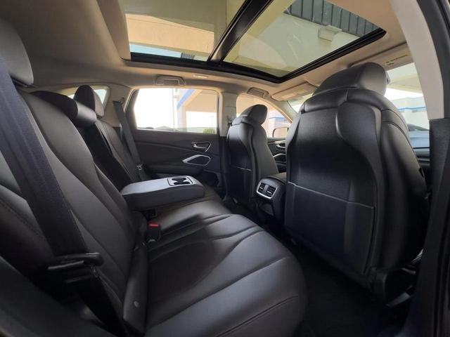 Photo of 2024 Black Acura RDX