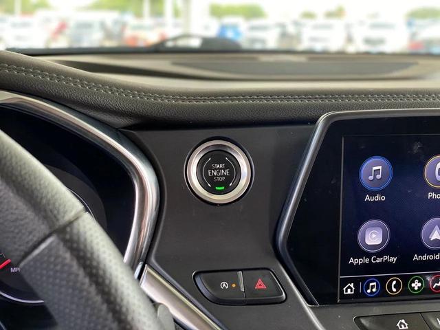 Photo of 2021 Silver Ice Metallic Chevrolet Blazer