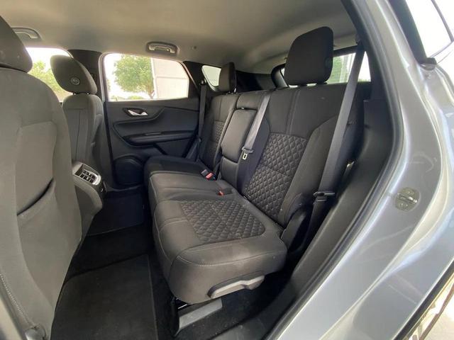 Photo of 2021 Silver Ice Metallic Chevrolet Blazer