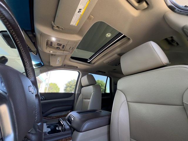 Photo of 2019 Summit White Chevrolet Tahoe