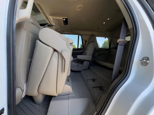 Photo of 2019 Summit White Chevrolet Tahoe