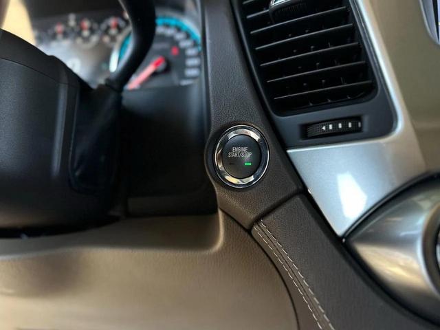 Photo of 2019 Summit White Chevrolet Tahoe