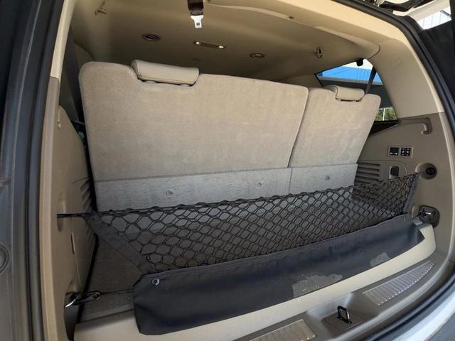 Photo of 2019 Summit White Chevrolet Tahoe