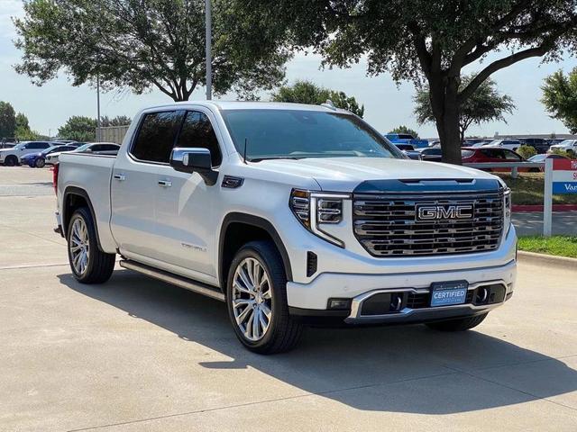 Photo of 2022 White Frost Tricoat GMC Sierra 1500