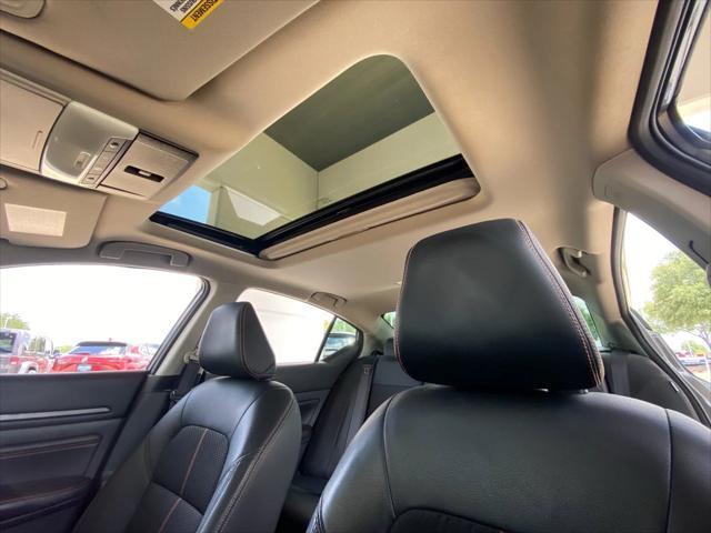 Photo of 2022 Gray Nissan Altima