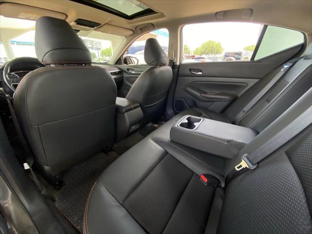 Photo of 2022 Gray Nissan Altima