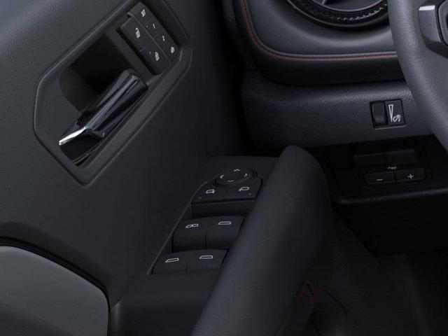 Photo of 2026 Exterior, Summit White (g) 8624 Chevrolet Colorado
