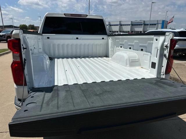 Photo of 2019 Summit White Chevrolet Silverado 1500