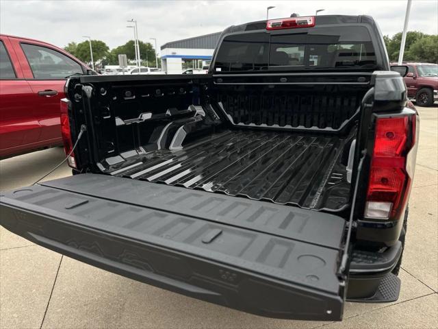 Photo of 2025 Black Chevrolet Colorado