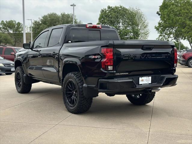 Photo of 2025 Black Chevrolet Colorado