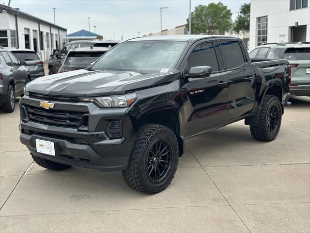Photo of 2025 Black Chevrolet Colorado