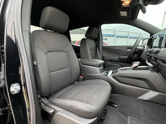 Photo of 2025 Black Chevrolet Colorado